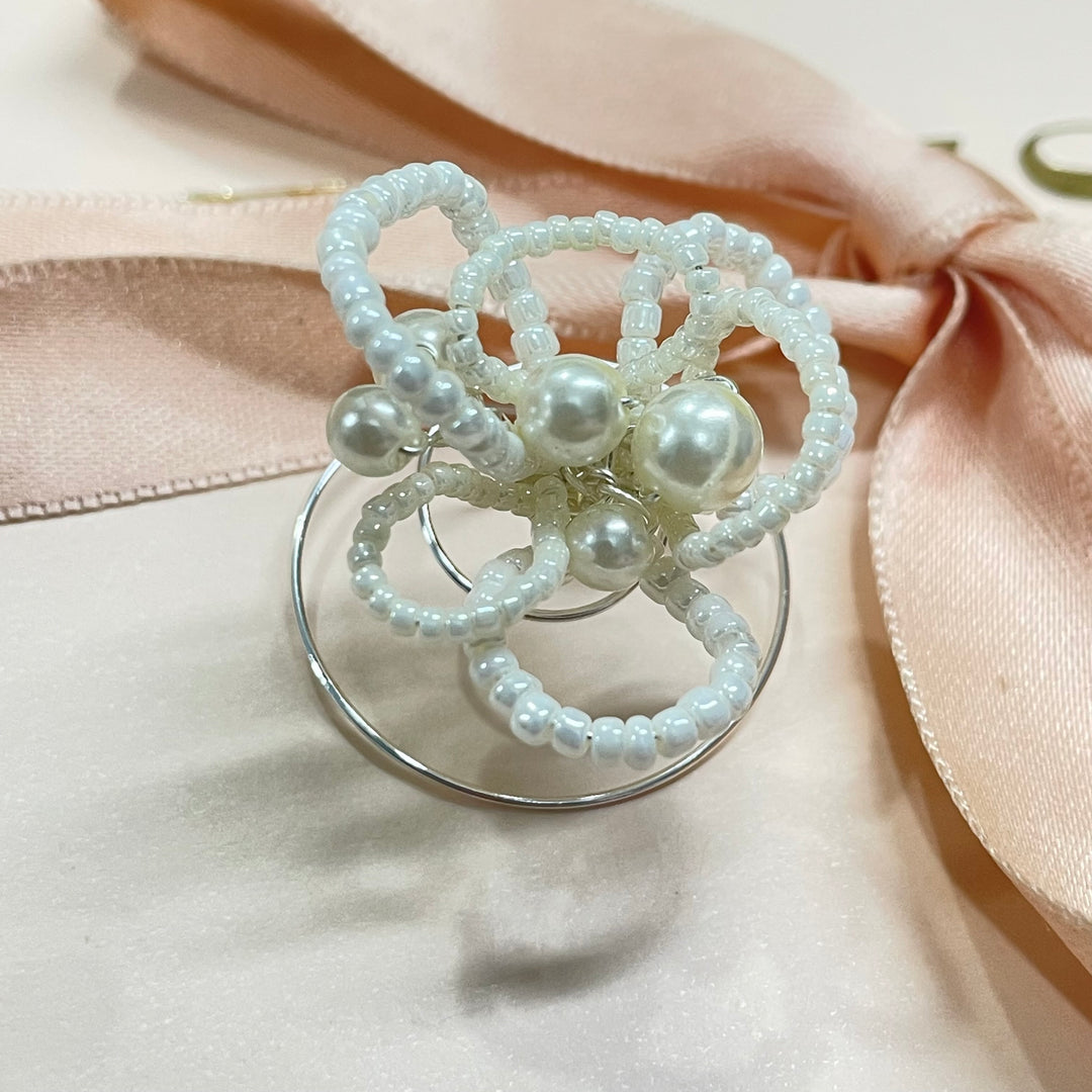 Flower hair pearl spiral