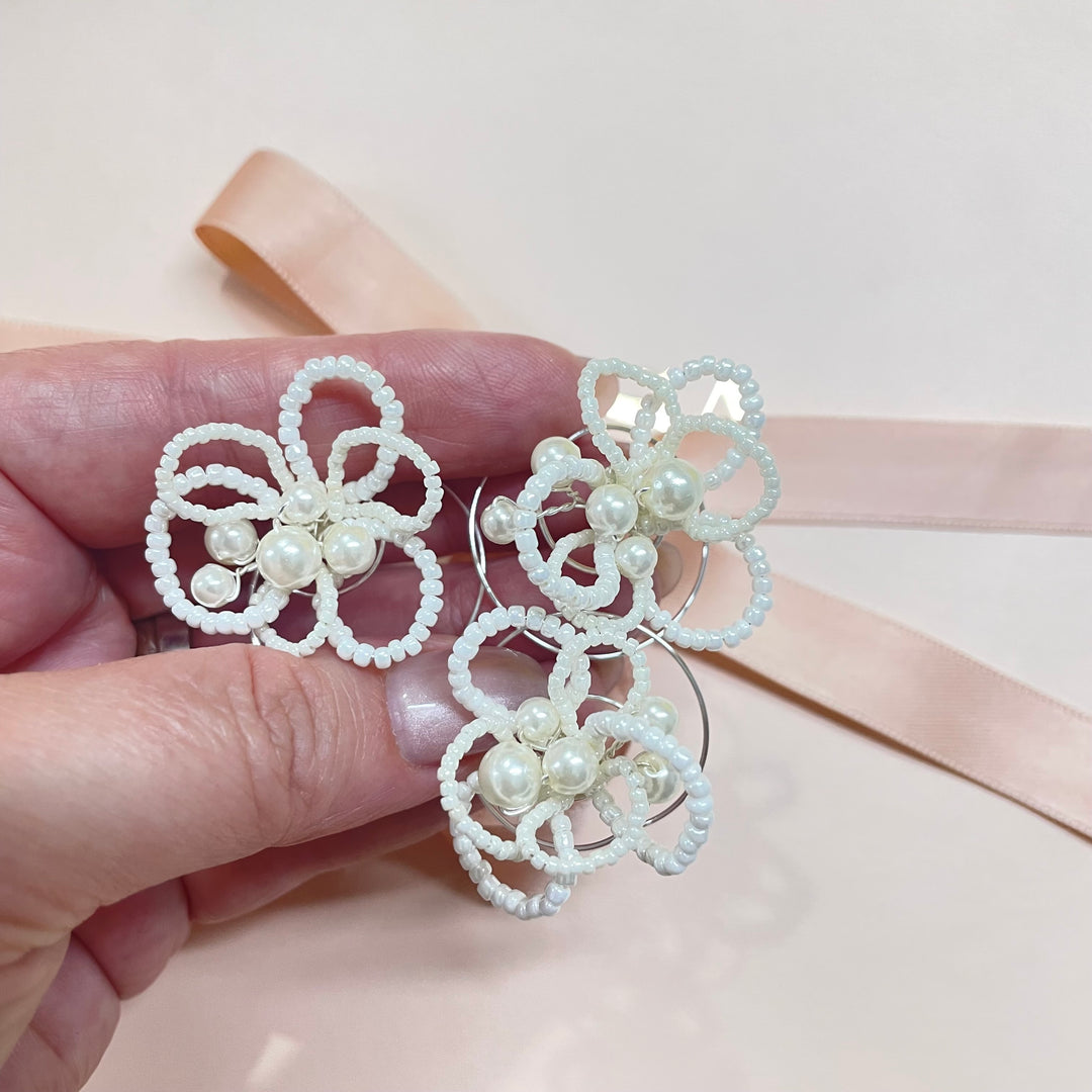 Flower hair pearl spiral
