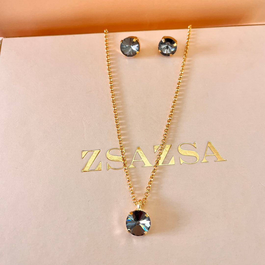 Grey round preciosa crystals set