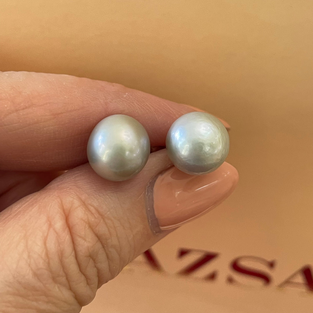 Light grey fresh water pearls set