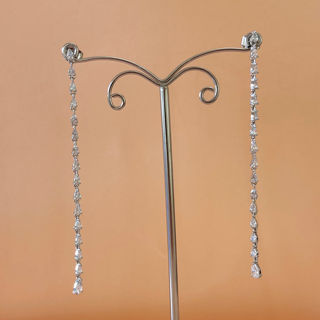 Silver zircone teardrop earrings