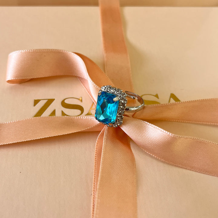 Turquoise rectangular Preciosa crystals pendant and ring