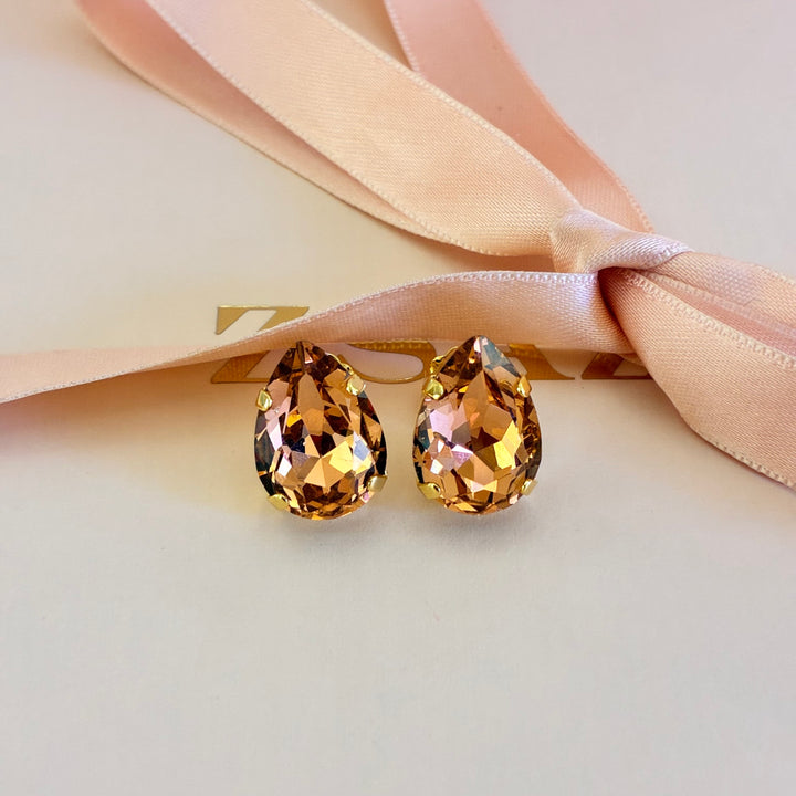 Teardrop Peach Preciosa crystals gold plated set