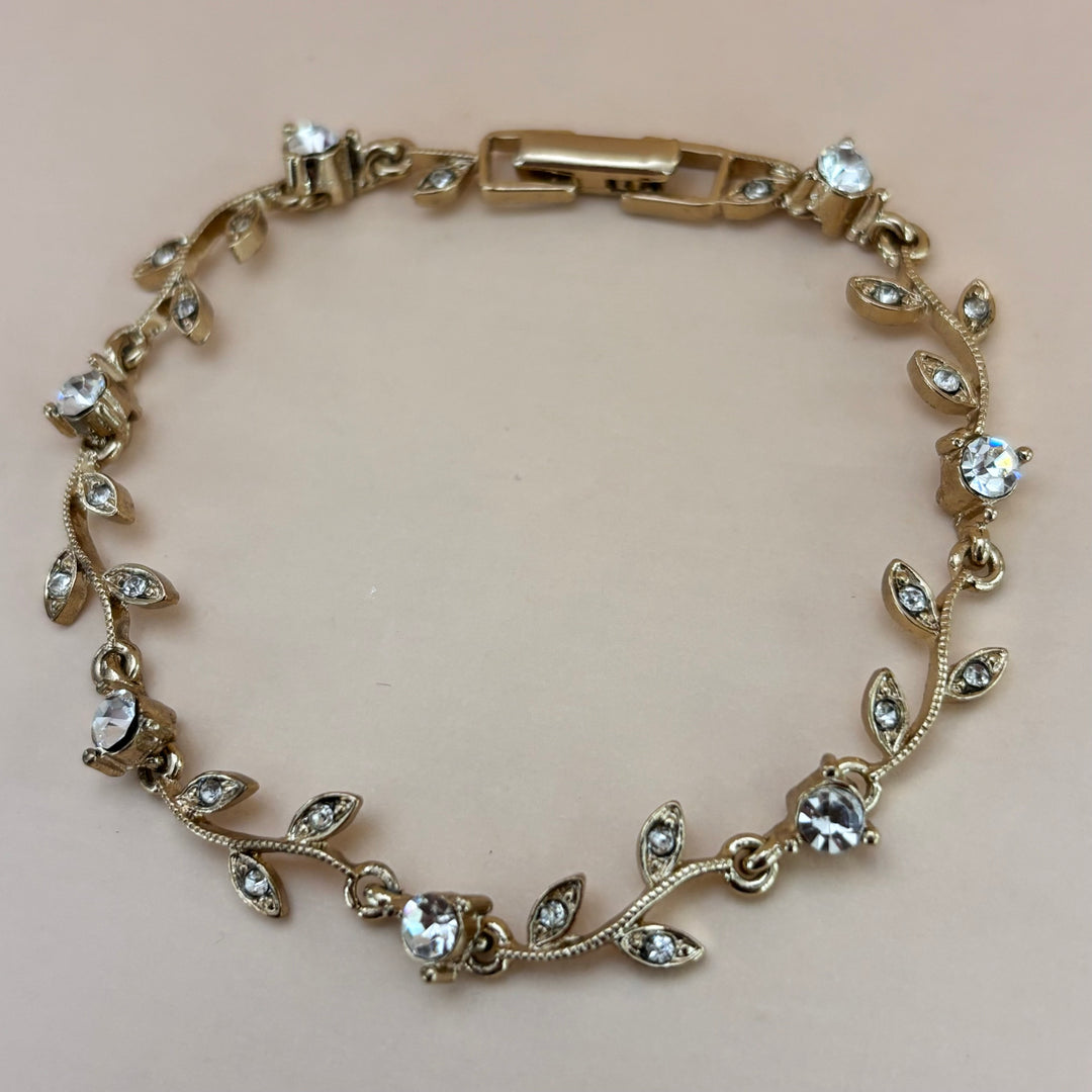 Dainty bracelet