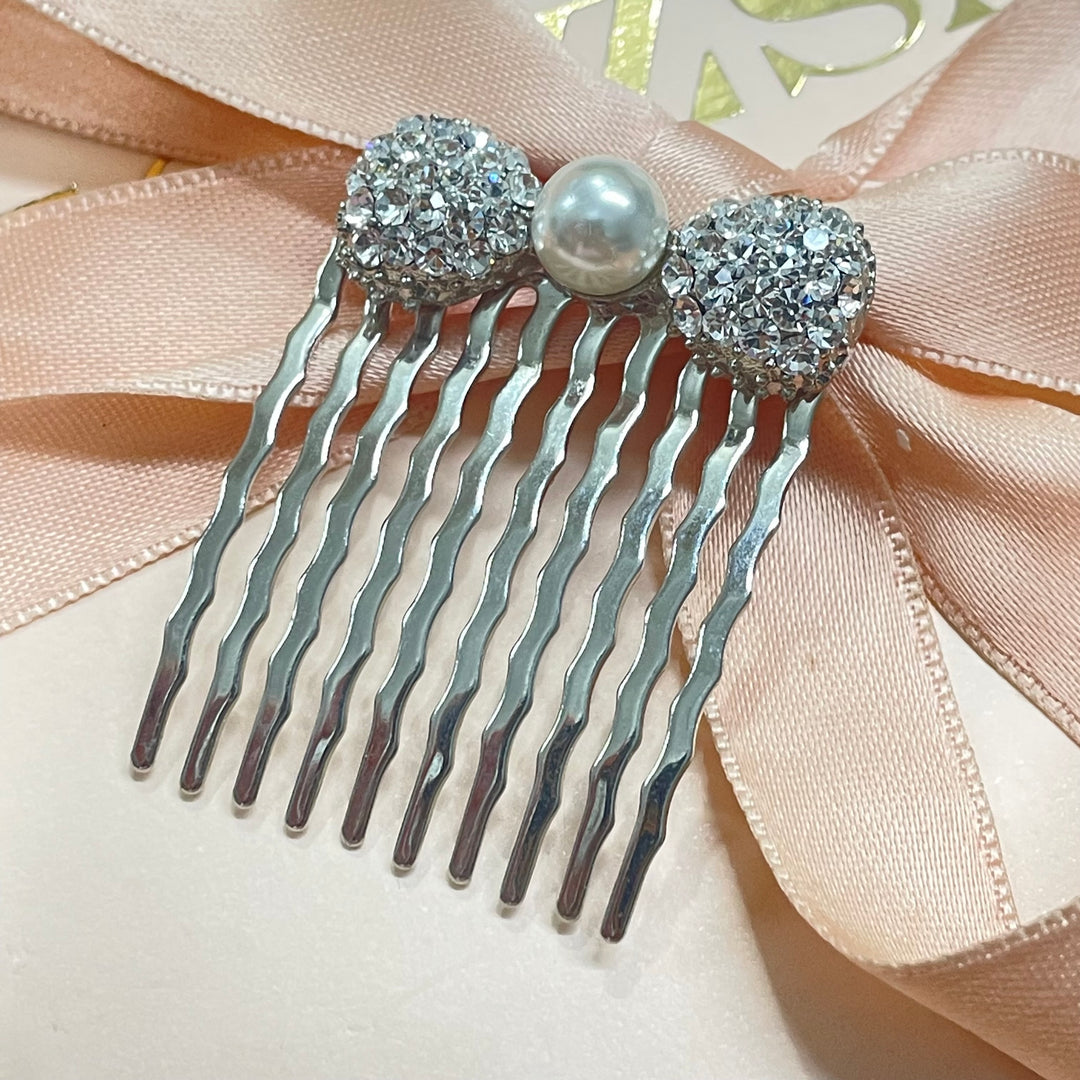 Bow/pearl small hair comb