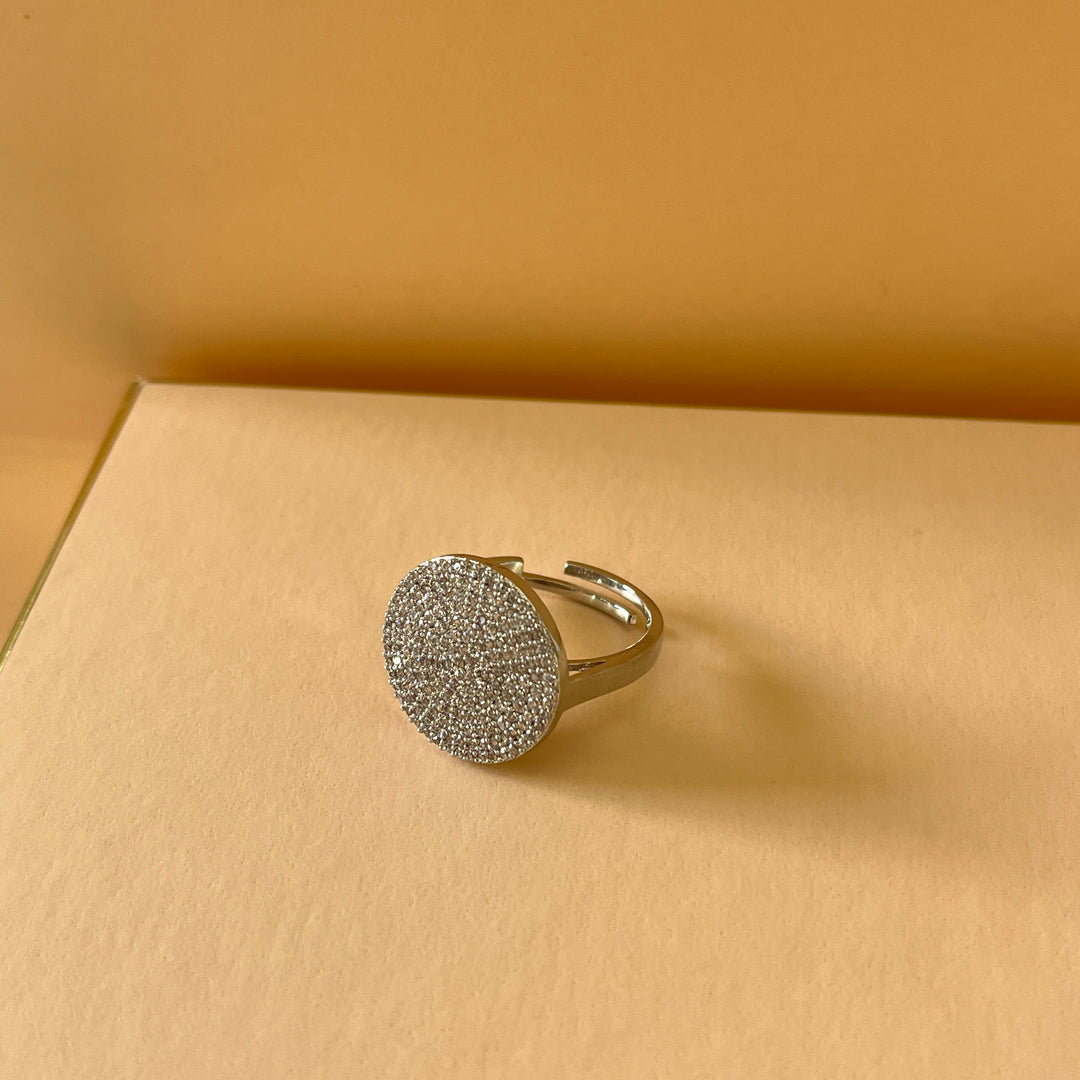 Silver round zircone set