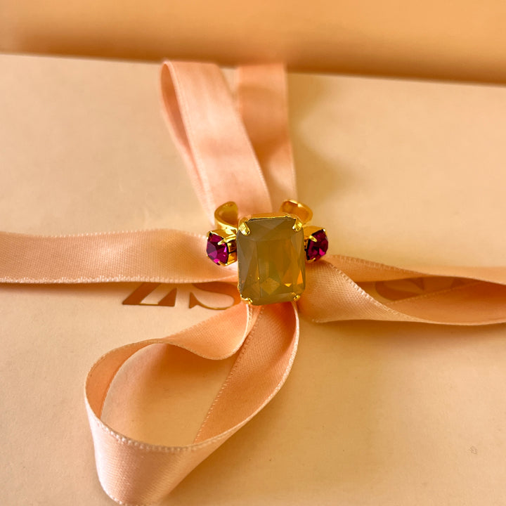 Fuchsia and yellow Swarovski crystals earrings and bracelet