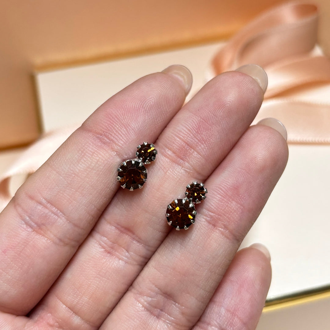 Casual brown earrings