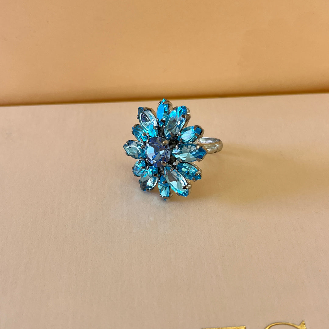 Turquoise & light blue preciosa crystals studs and ring