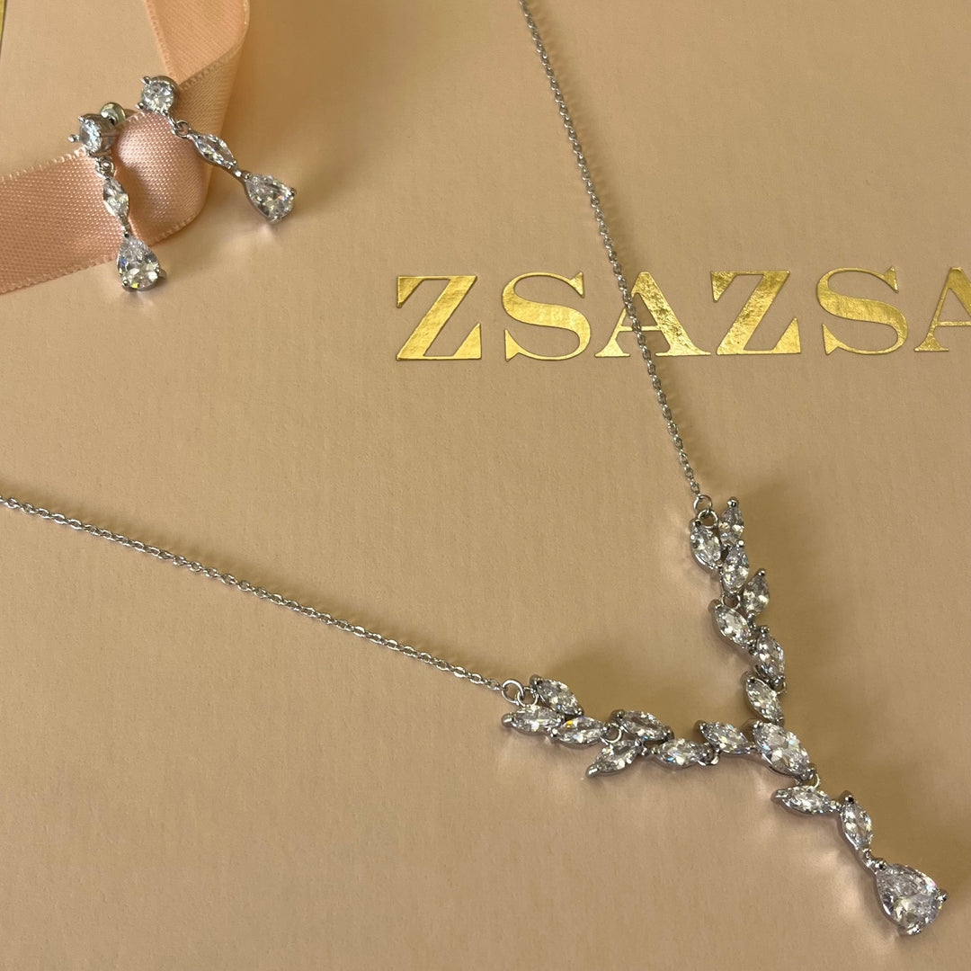 Silver zircone teardrop & marquise set