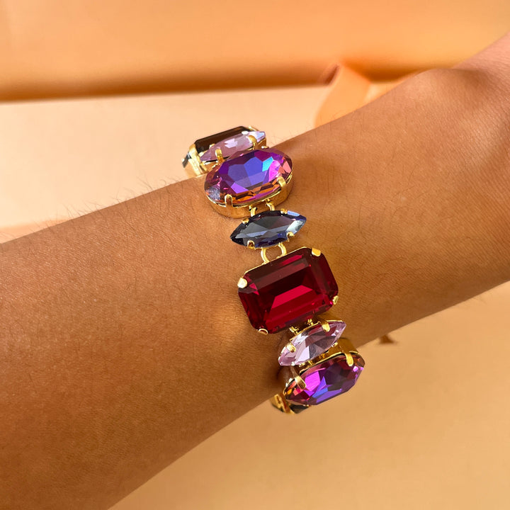 Purple and fuchsia Swarovski crystals earrings and bracelet