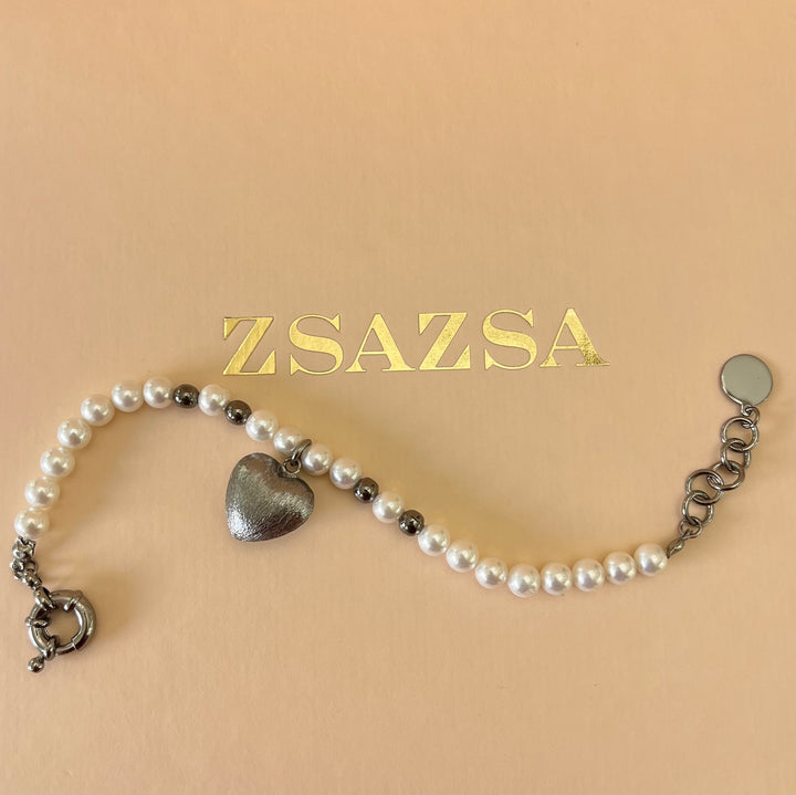 Heart dark grey & pearls set