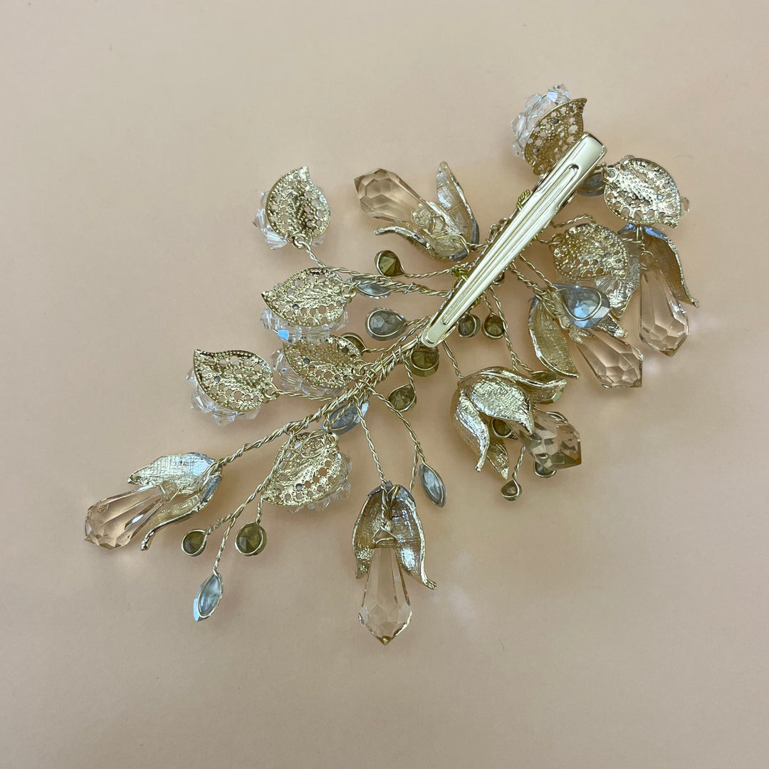 Tulip crystals hair clip