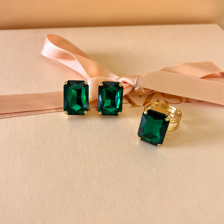 Dark green rectangular preciosa crystals studs and ring