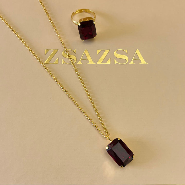 Dark red preciosa Crystals set