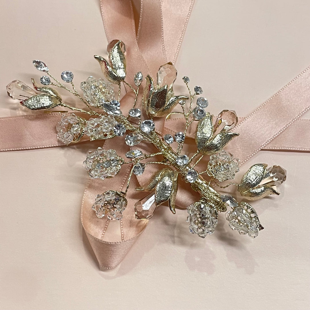 Tulip crystals hair clip