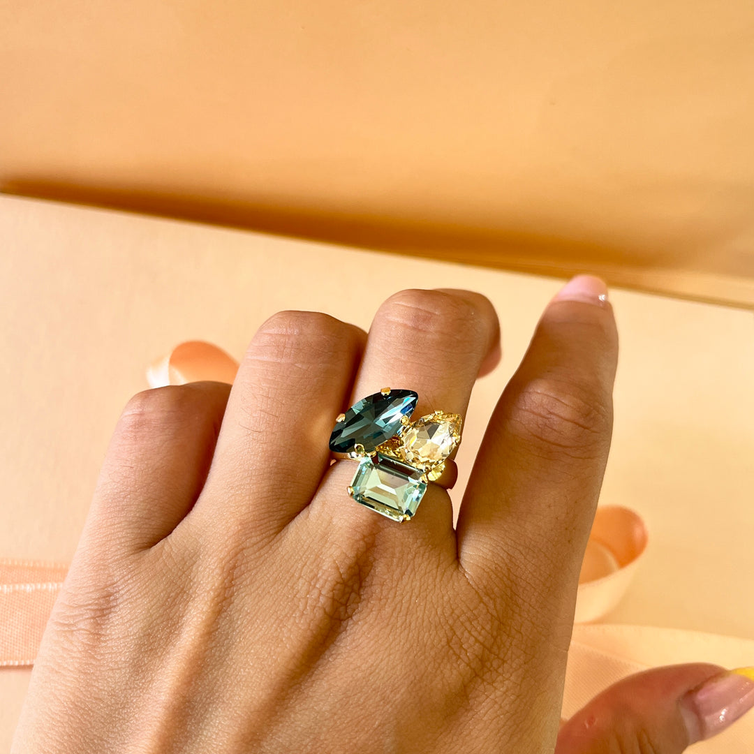 Shade of green Swarovski crystals earrings and ring