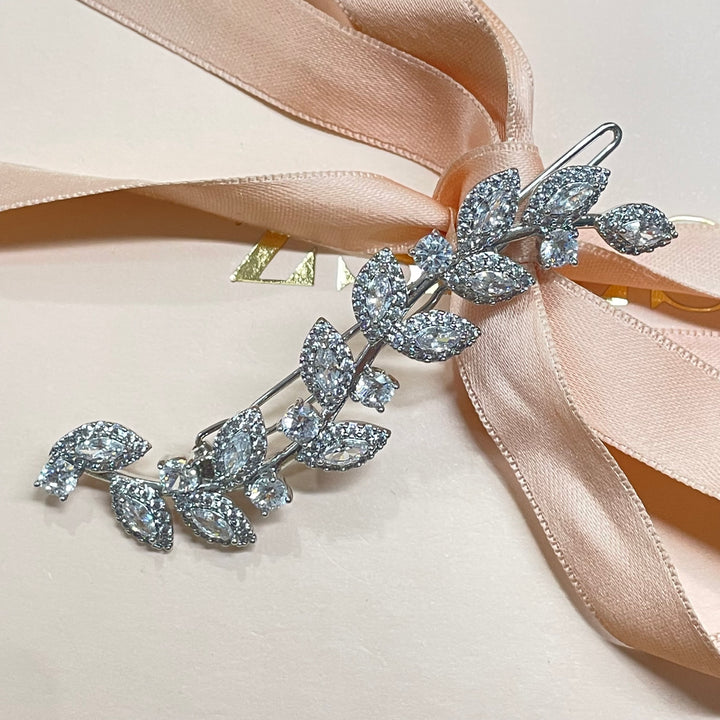 Silver dainty cubic zircone leaf hair clip