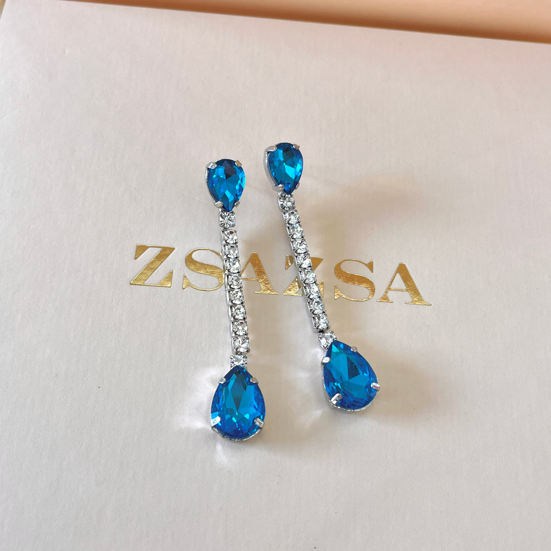 Turquoise teardrop Preciosa crystals set