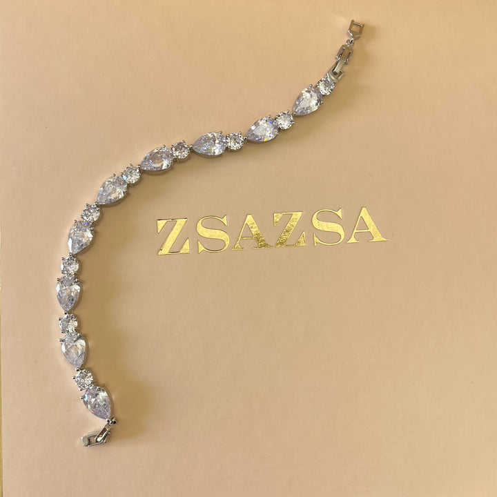 Silver zircone teardrop bracelet