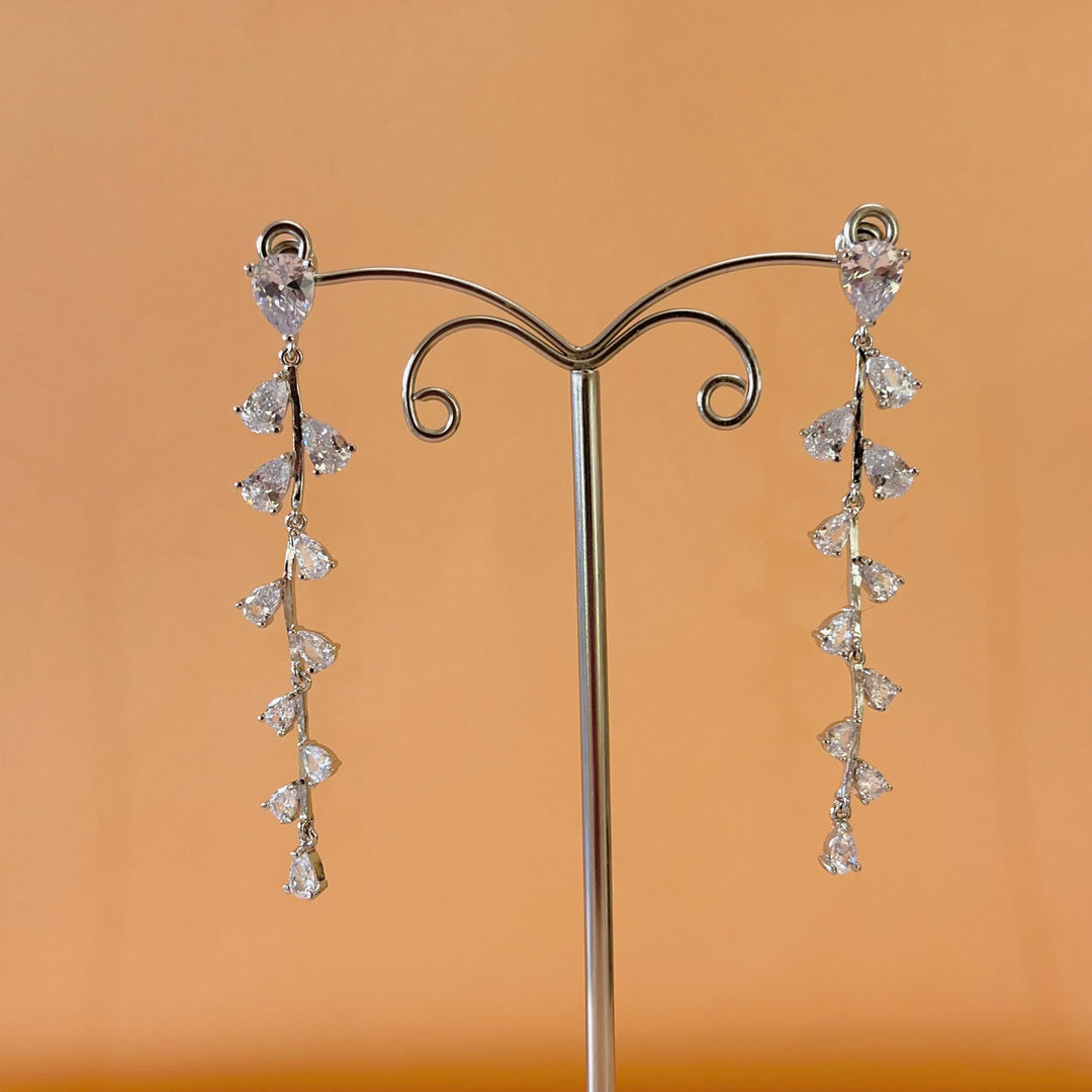 Silver zircone teardrop earrings