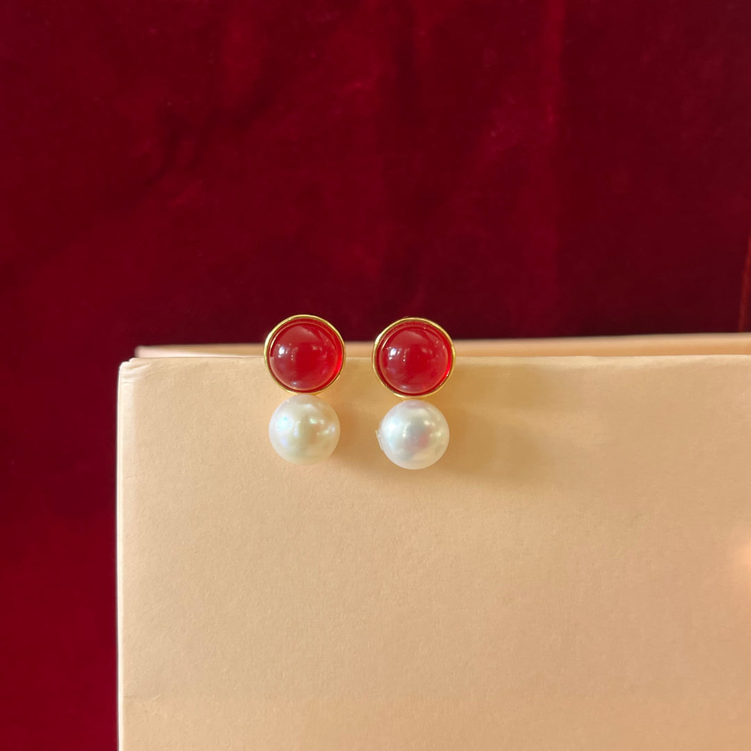Red resin & pearl set