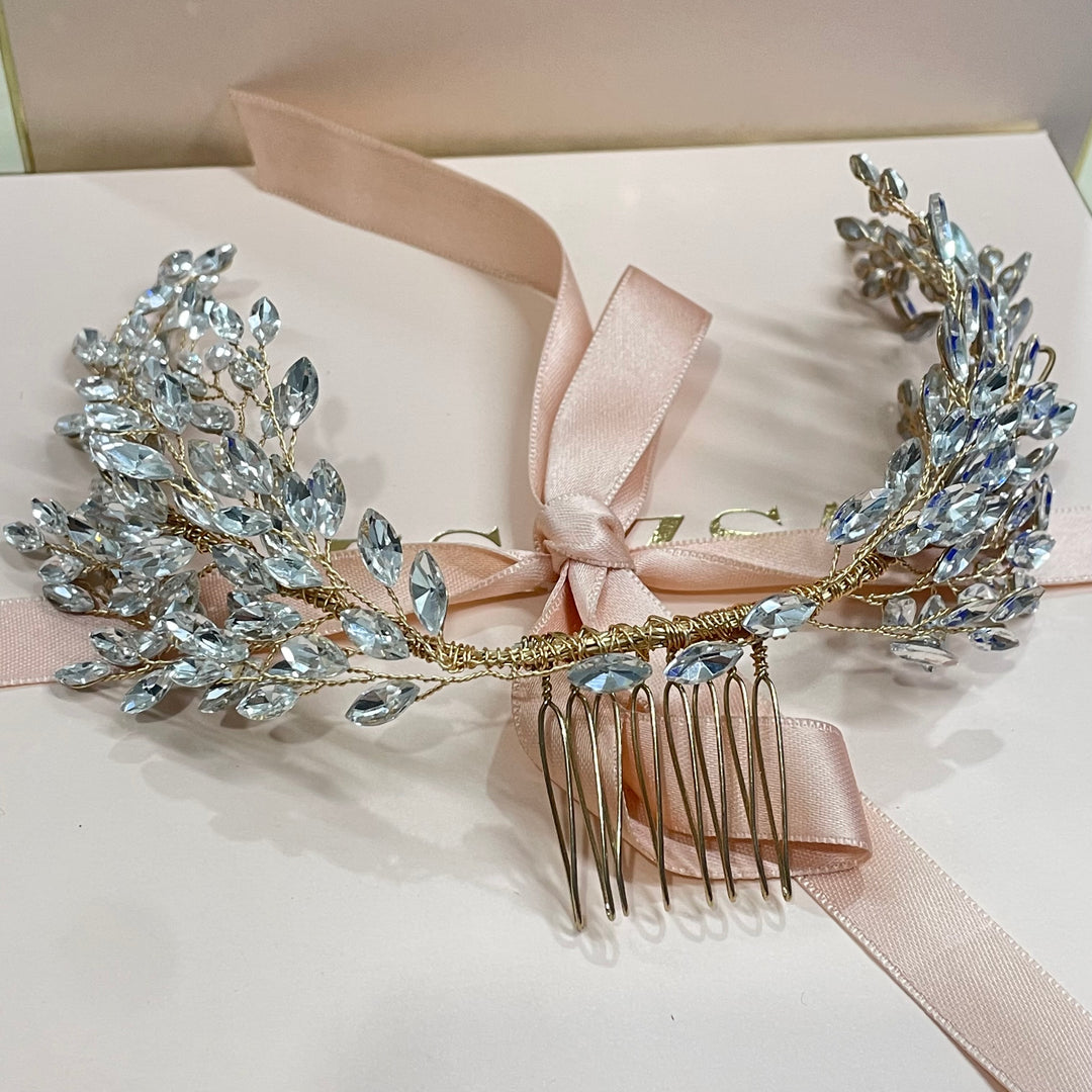 Stunning 2 side marquise comb