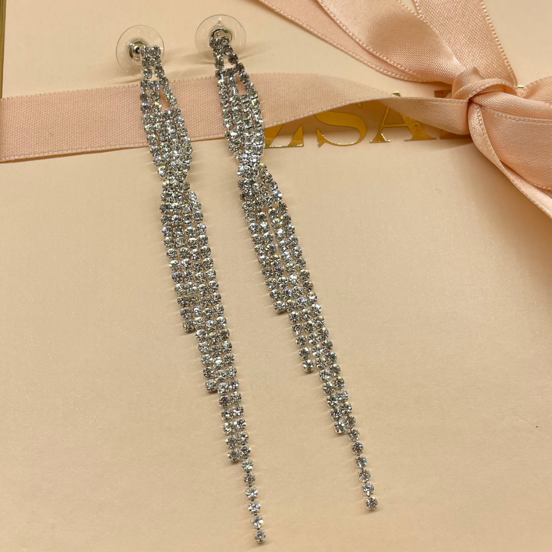 Elegant fringe earrings