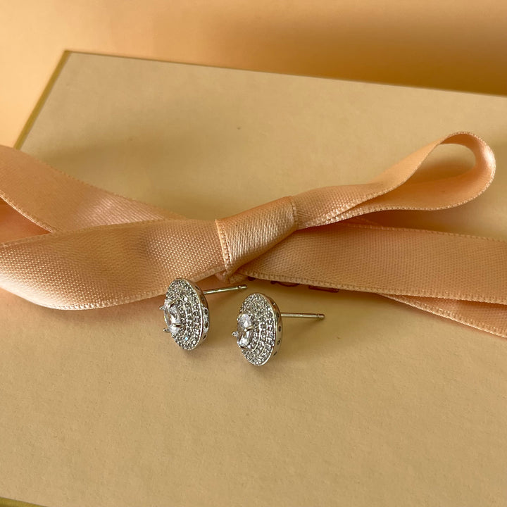 Silver zircone studs