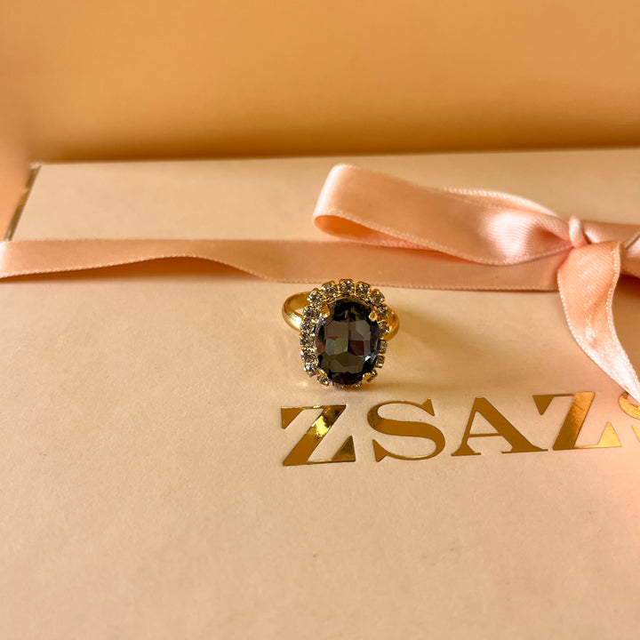 Grey oval preciosa crystals set