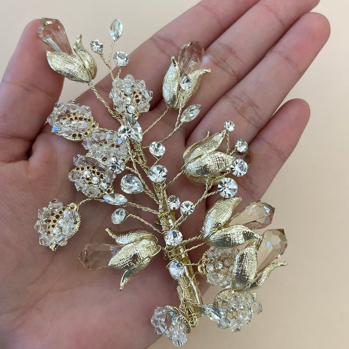 Tulip crystals hair clip