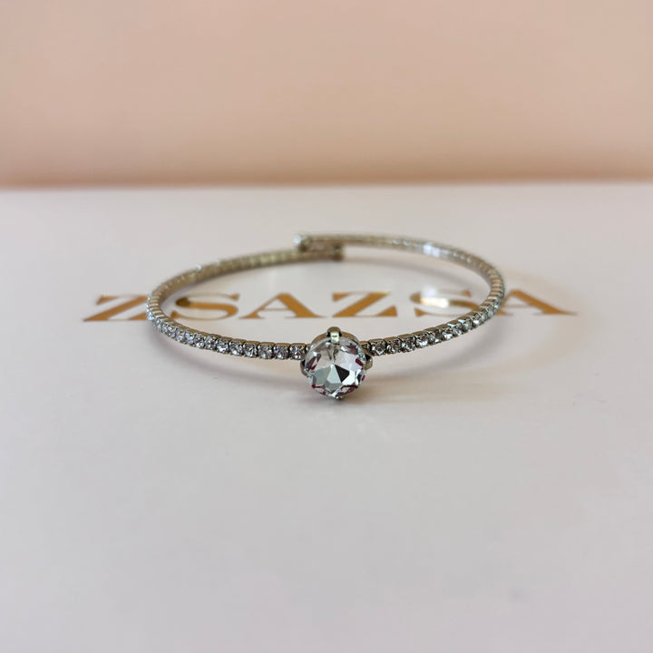 Dainty round bangle