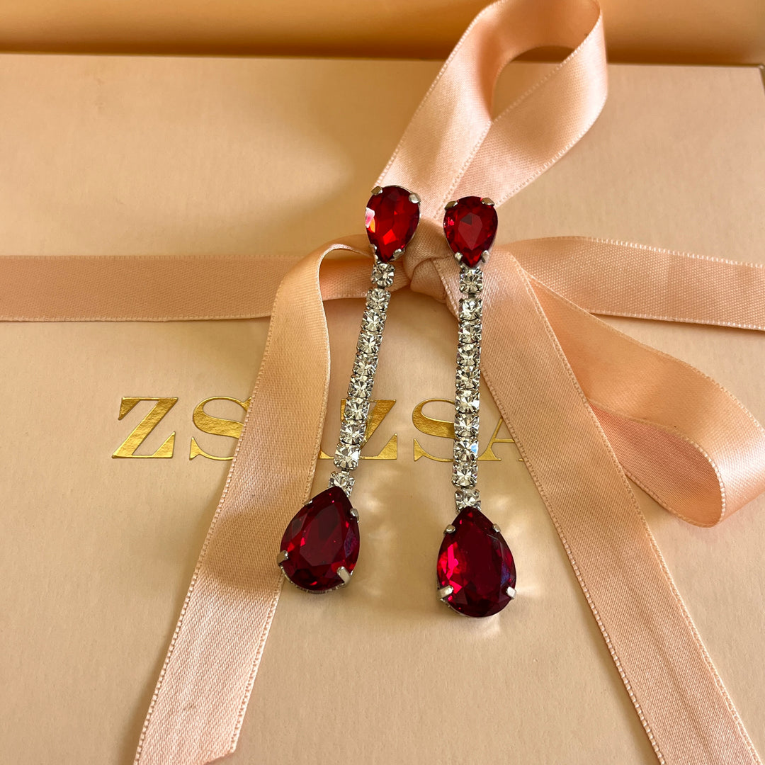 Red teardrop Preciosa crystals set