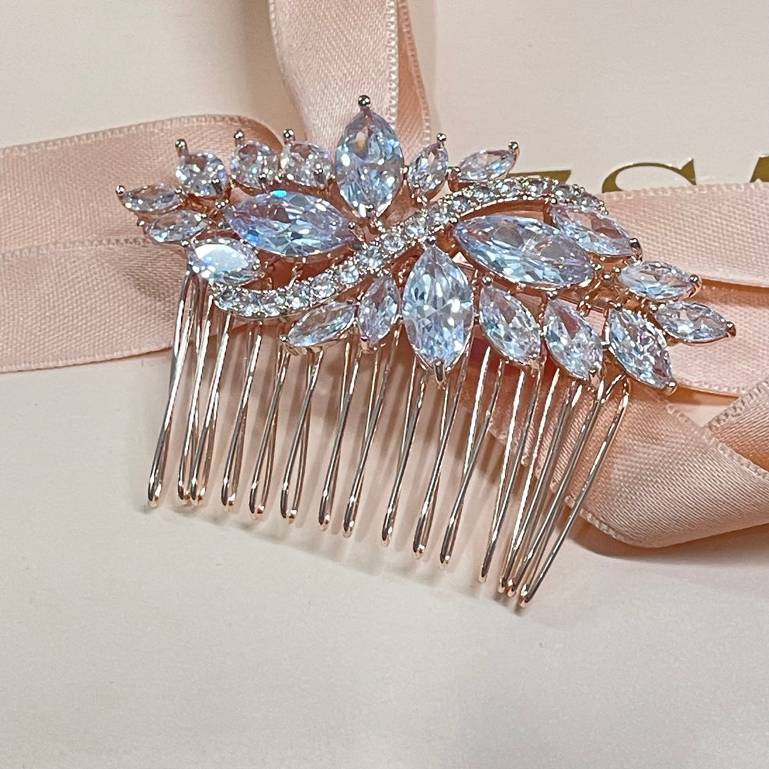 Rose gold comb in marquise zircones