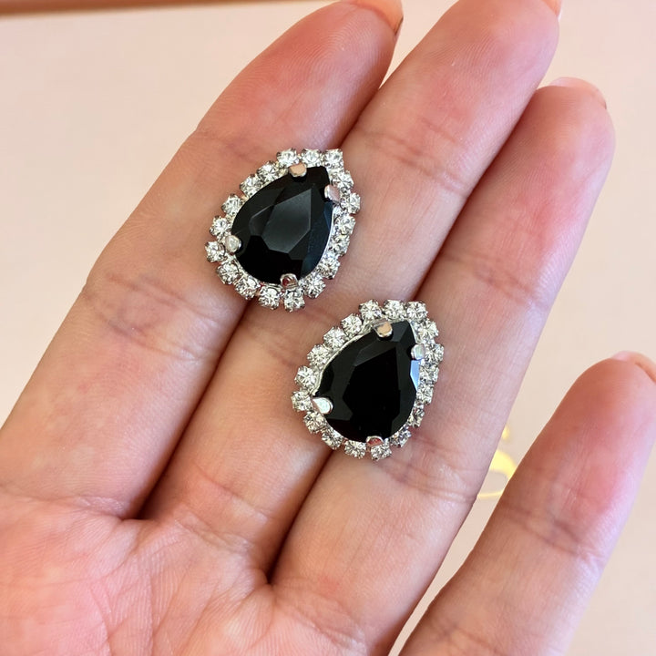 Black Teardrop Preciosa crystals set