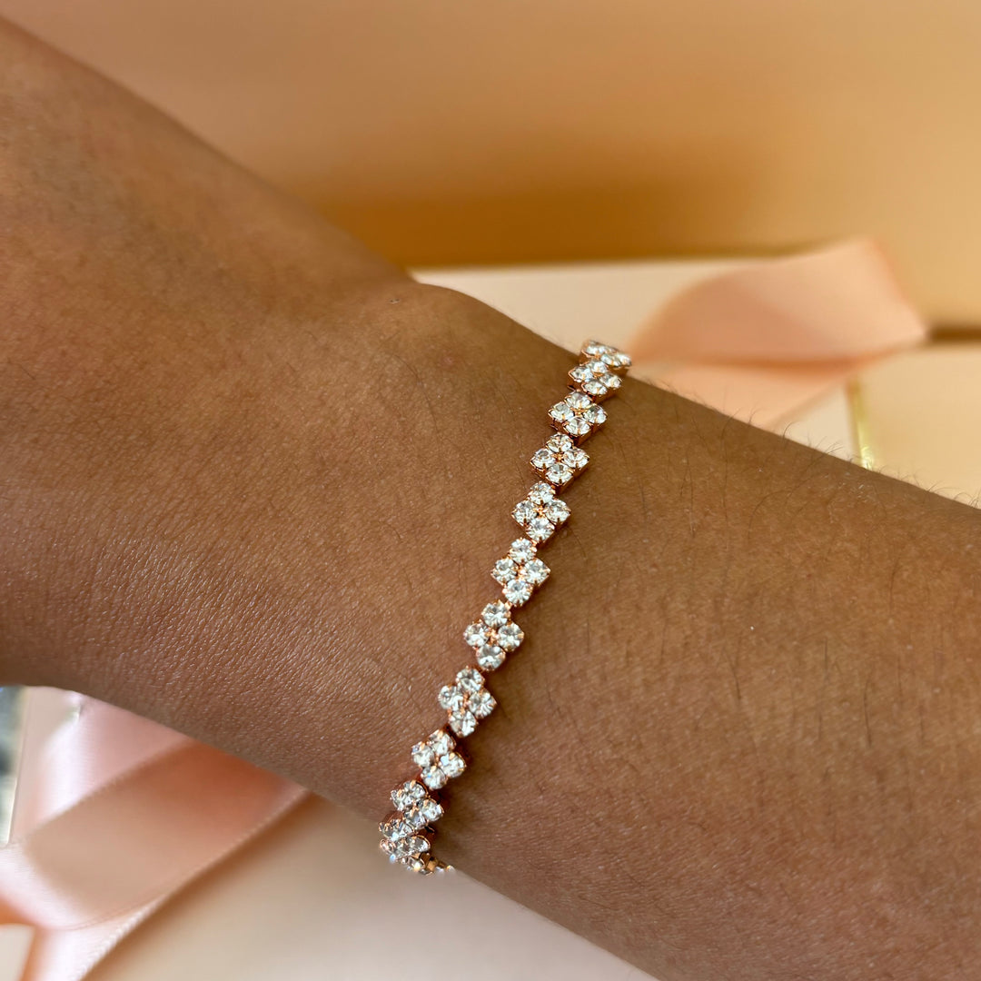 Dainty bracelet