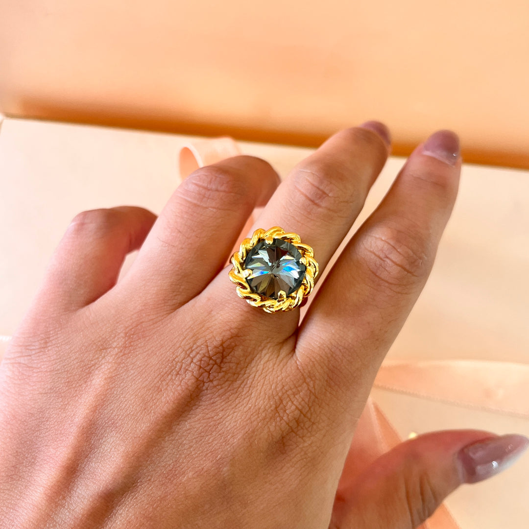 Grey preciosa crystal ring