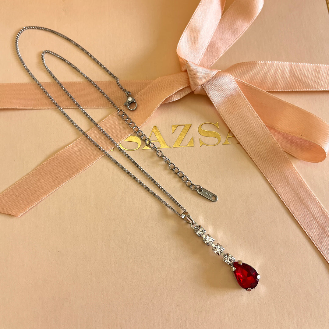 Red teardrop Preciosa crystals set