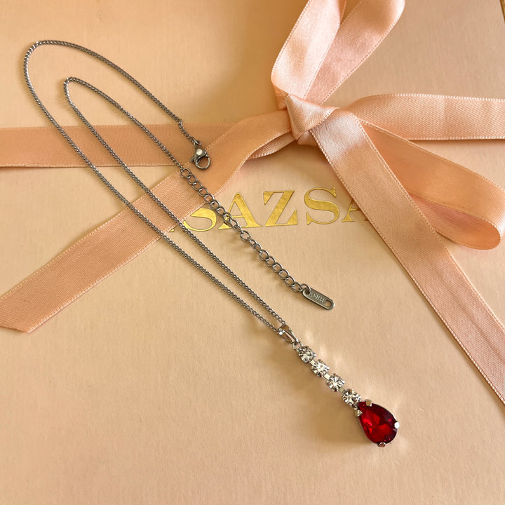 Red teardrop Preciosa crystals set