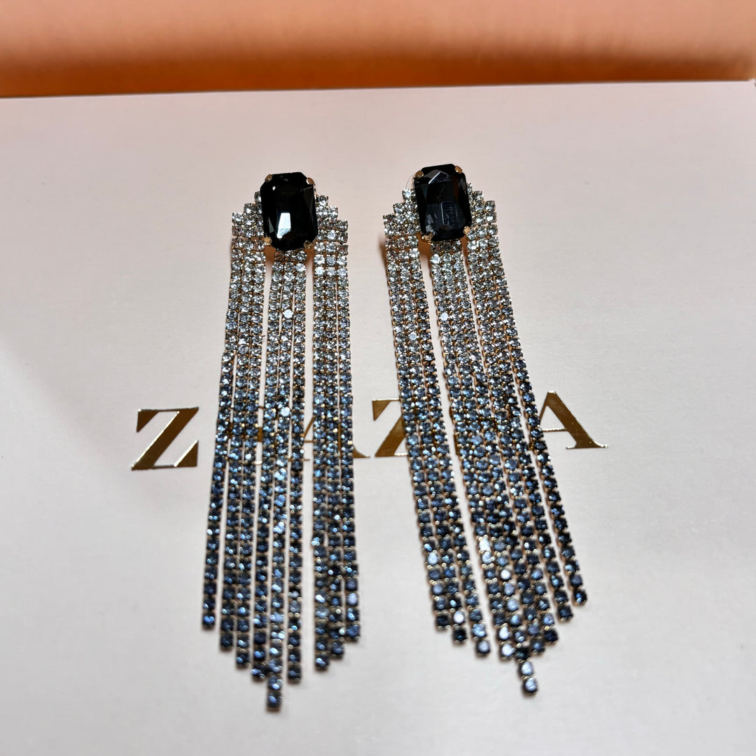 Elegant grey earrings