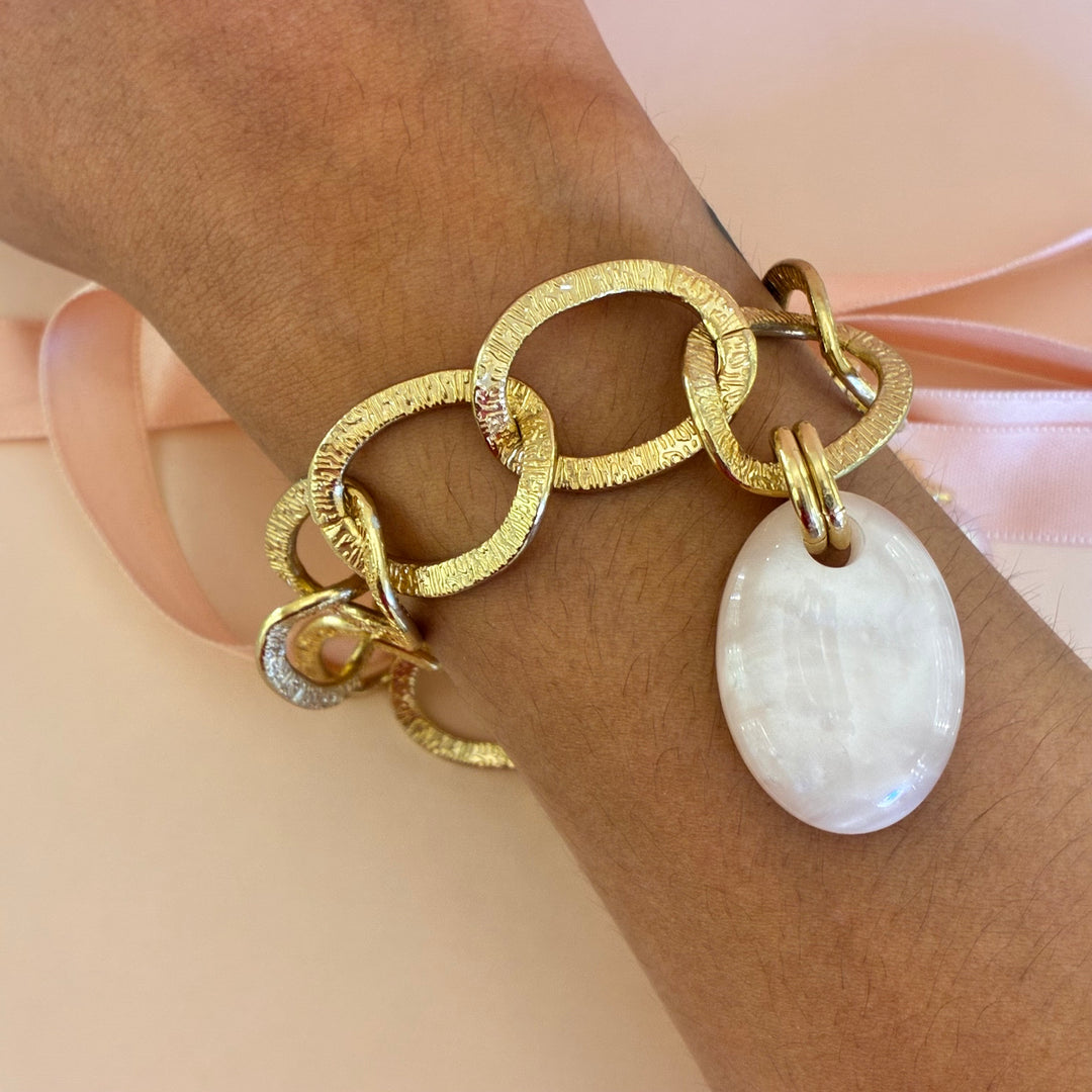 Gold plated light pink bracelet