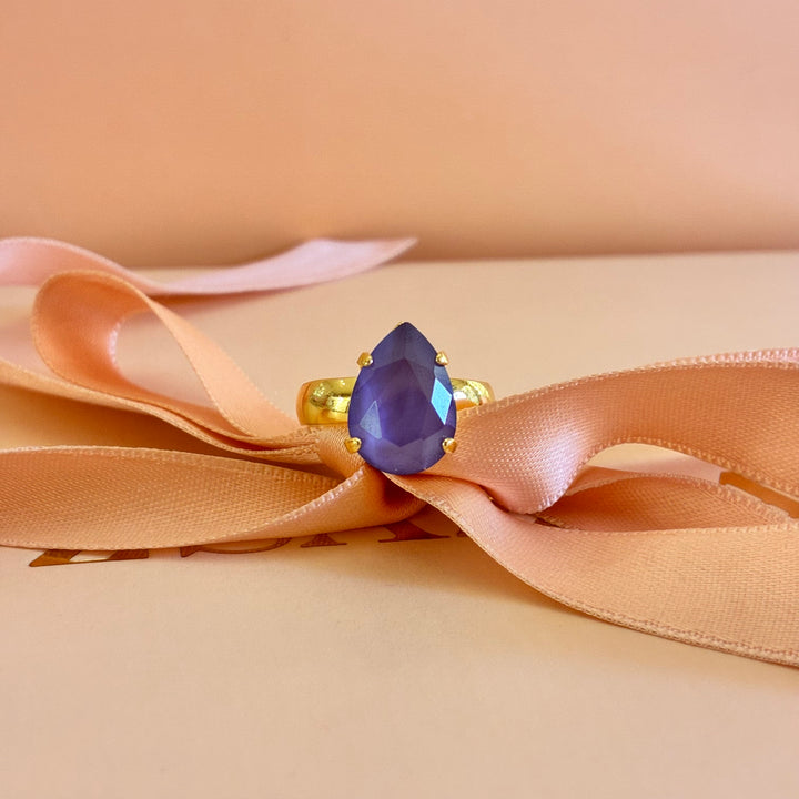 Mix shapes of lilac Swarovski crystals gold plated set