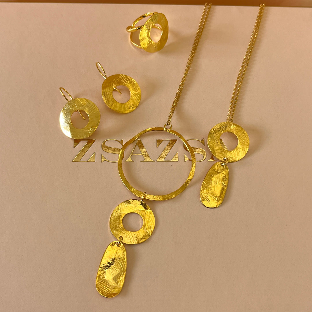 Round gold handmade set