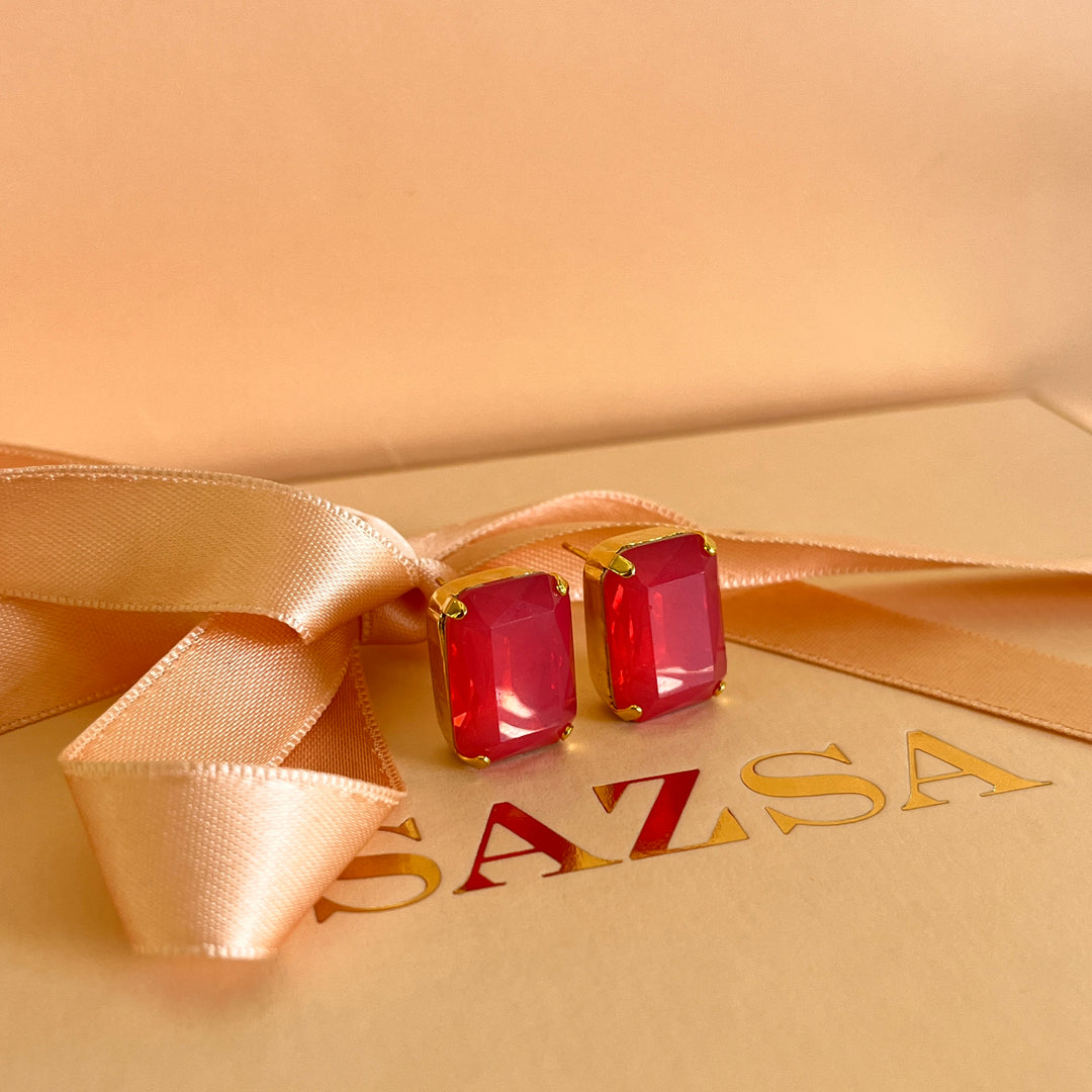 Coral rectangular preciosa crystals set