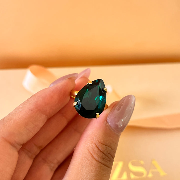 Dark green teardrop preciosa crystal ring