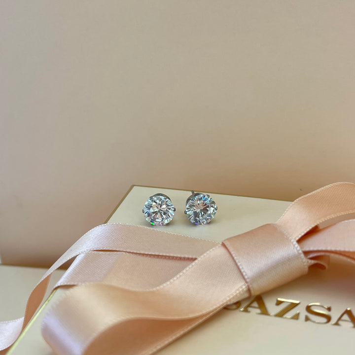 Silver zircone round solitaire studs
