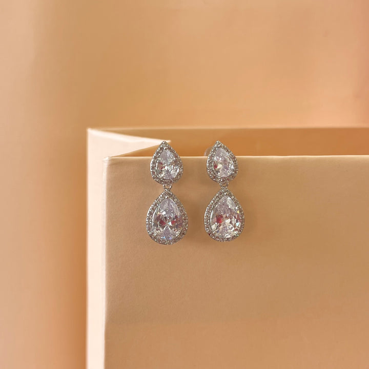 Silver zircone teardrop earrings