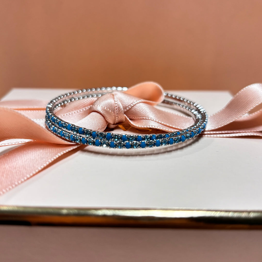 Dainty turquoise bangle