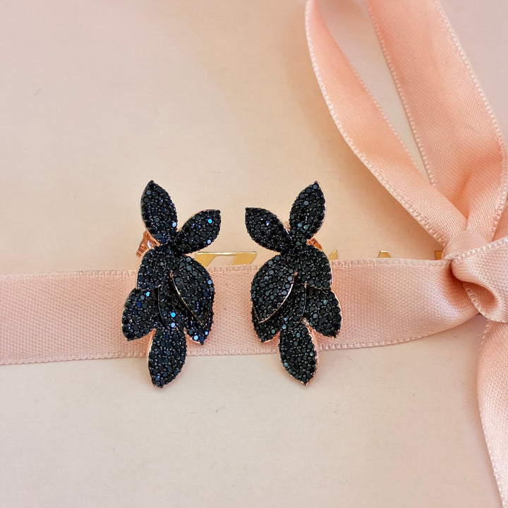 Black flower zircone rose gold plated earrings