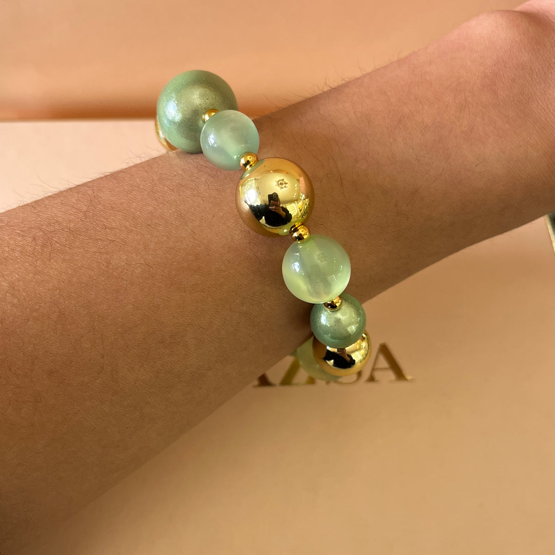 Light green resin sets